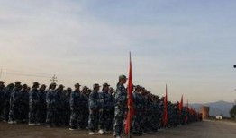 学生军训爆料视频,学生爆料视频揭秘军营生活点滴