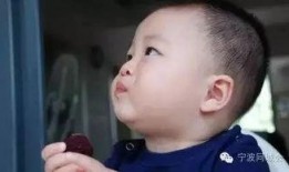 最新流口水爆料,最新明星恋情曝光，甜蜜瞬间引网友热议！