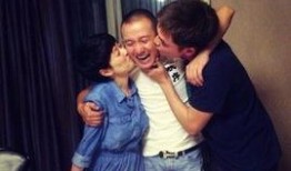 荣灵夫妇爆料了吗视频,背后惊人真相曝光