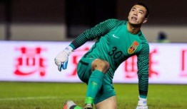 国足守门员爆料视频播放,揭秘爆火视频背后的精彩瞬间